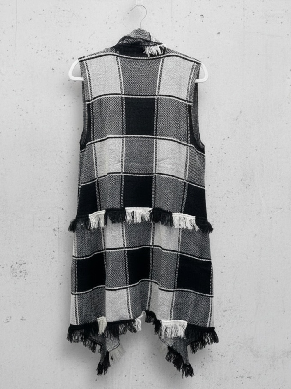 Womens Sleeveless Plaid Asymmetrical Hem Tassel Drape Open Front Cardigan Vest - Picture 5 of 5